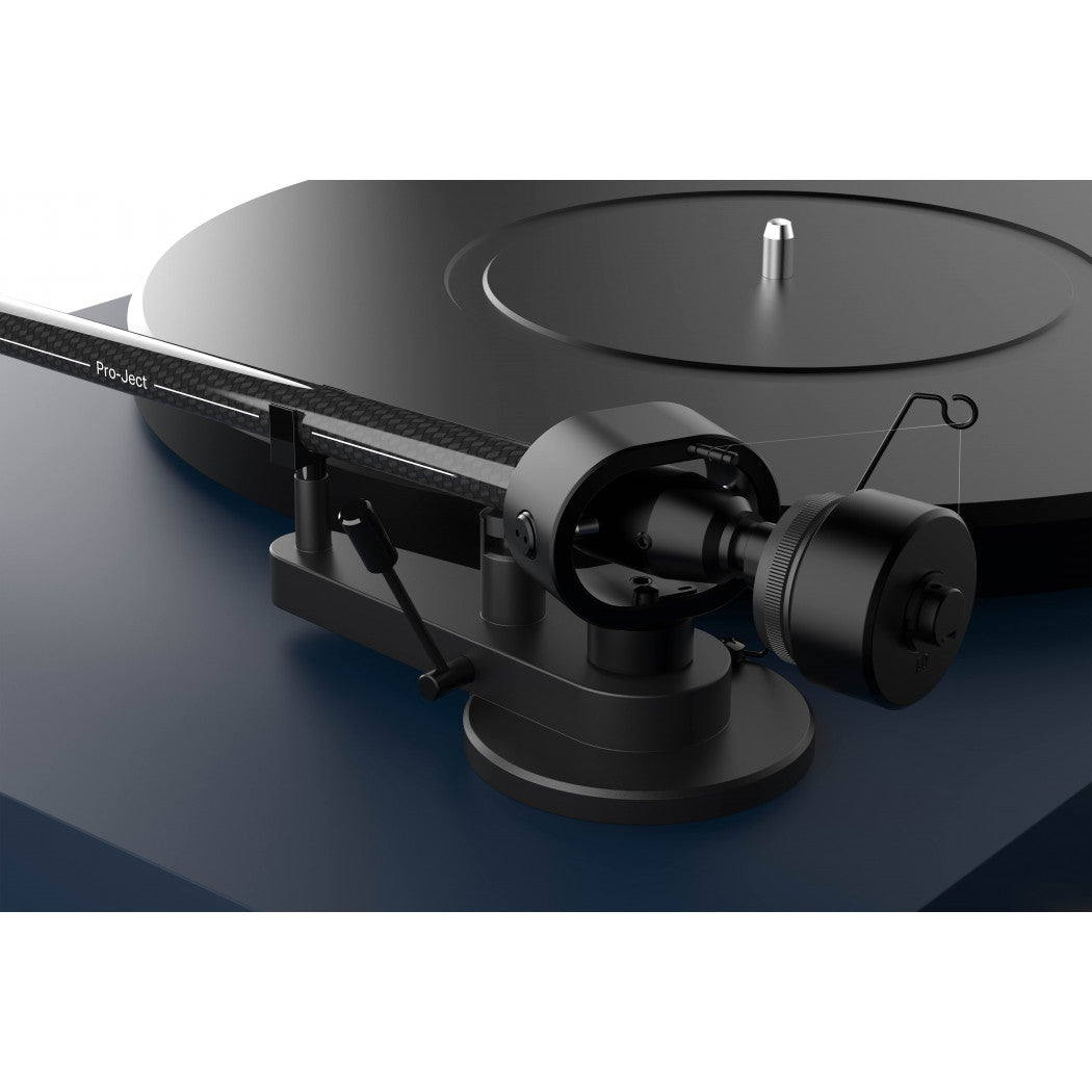 Pro-Ject Debut Carbon Evo (Gloss Black)