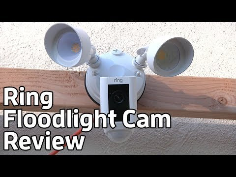 Ring Floodlight Cam (hvid)