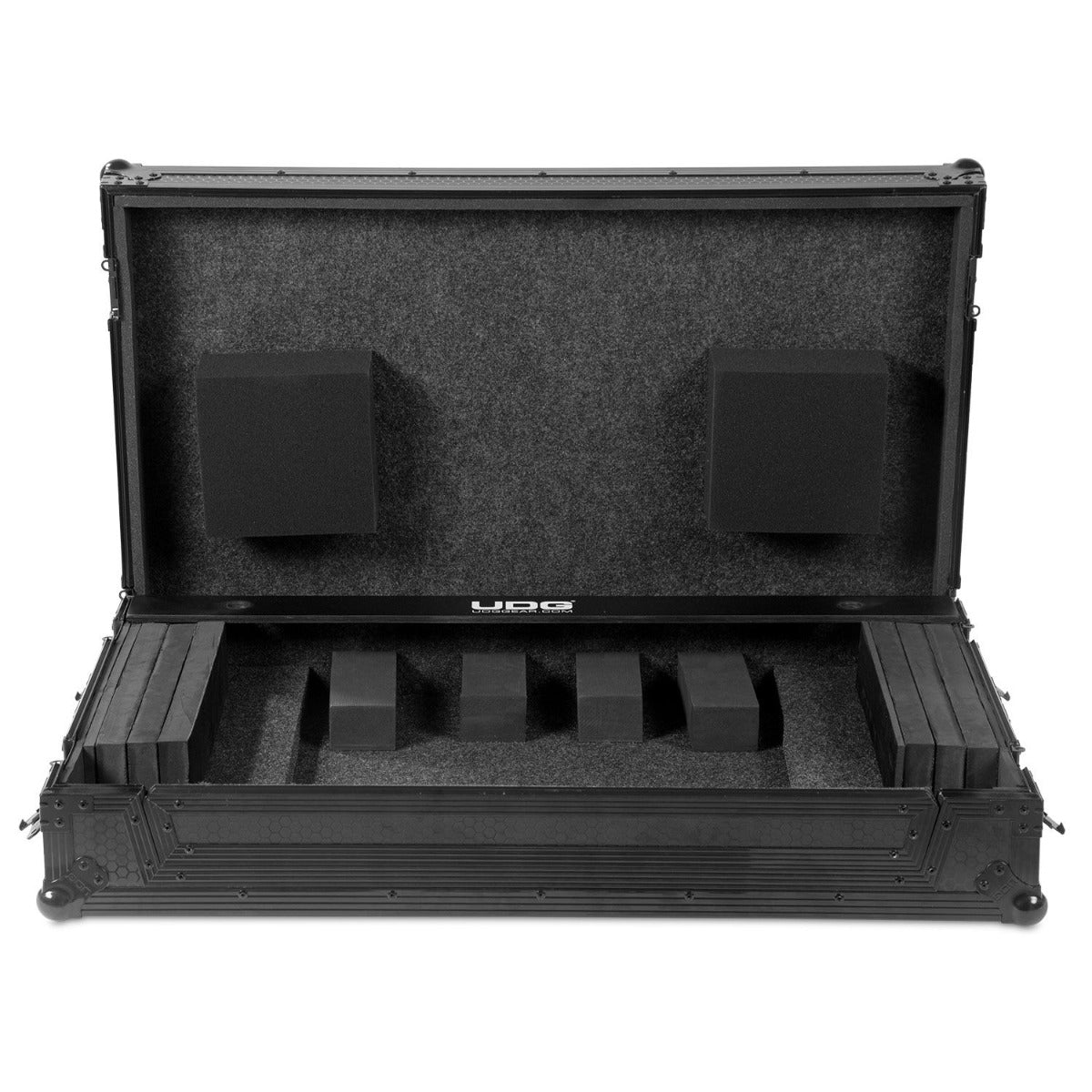 UDG Ultimate Flight Case Multi Format 3XL Black Plus (Hjul) (U91070BL)