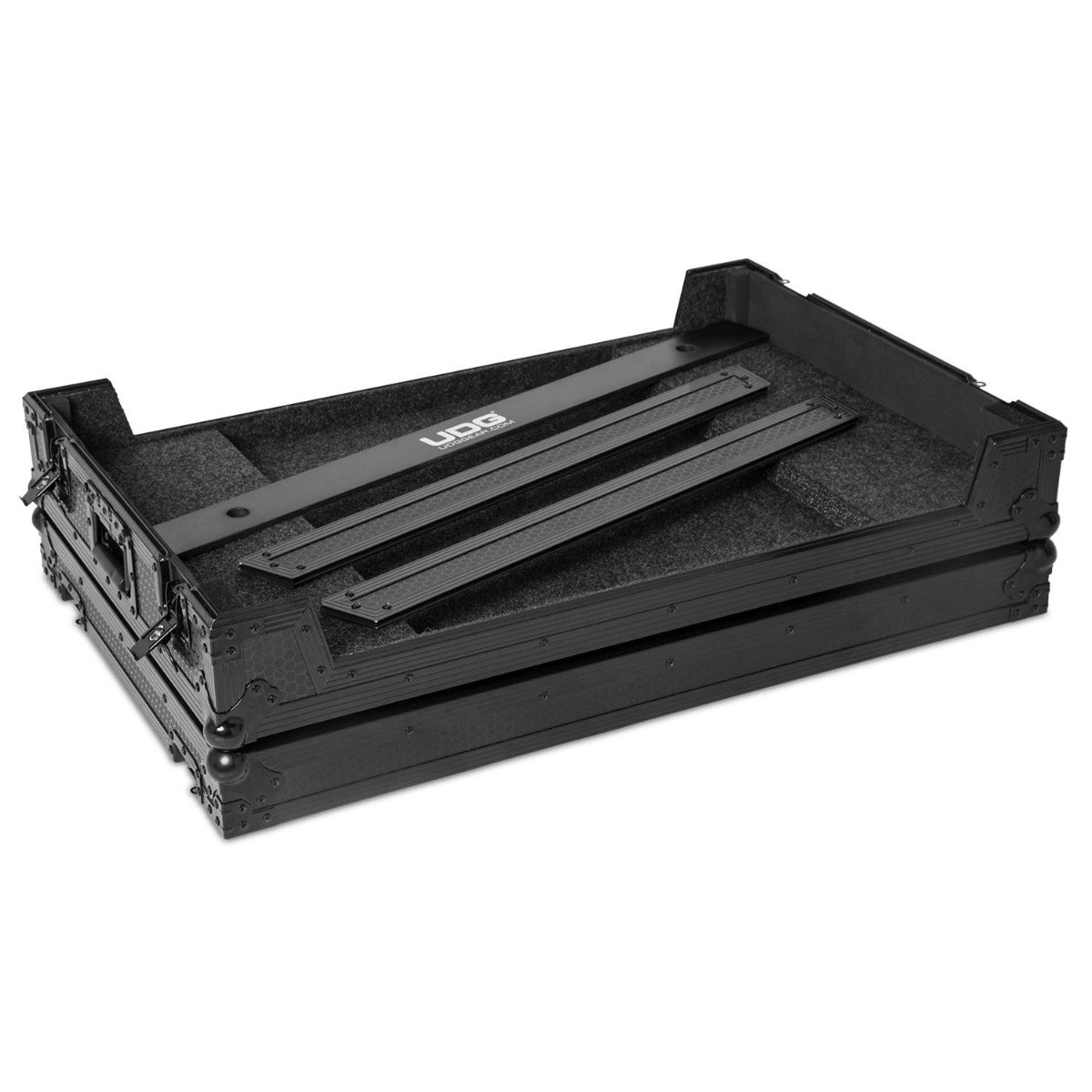 UDG Ultimate Flight Case Multi Format 3XL Black Plus (Hjul) (U91070BL)